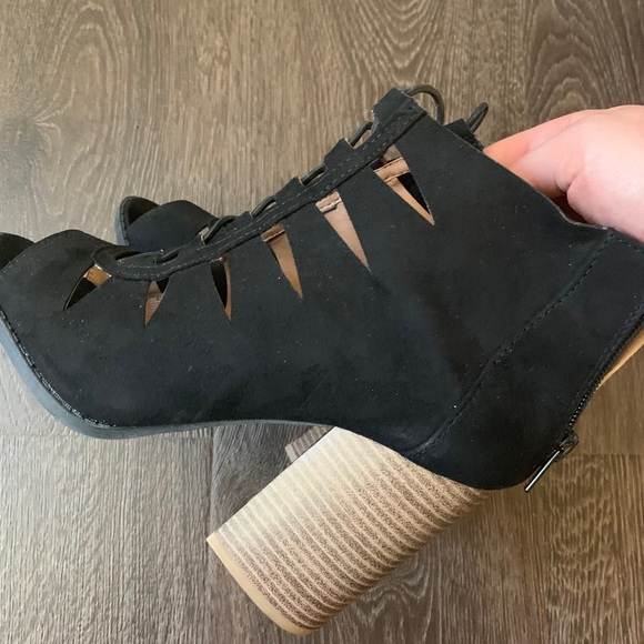 Cool & Beautiful high heels sandals boots - Picture 3 of 4